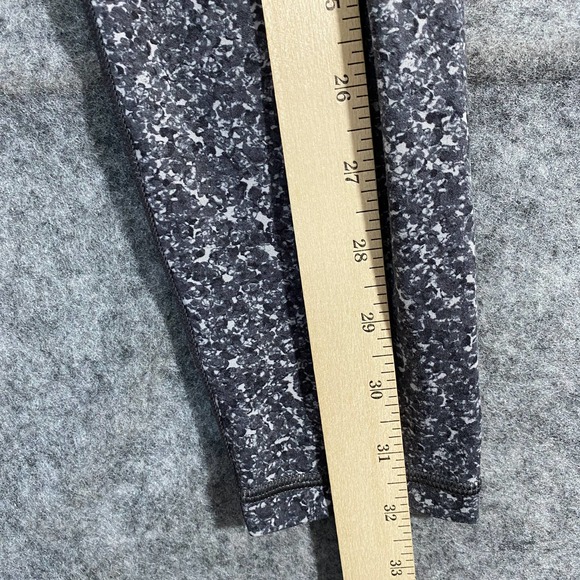 Athleta Leggings XS Petite Gray Pebble Beach Printed High Rise Pocket Tight - Picture 12 of 16